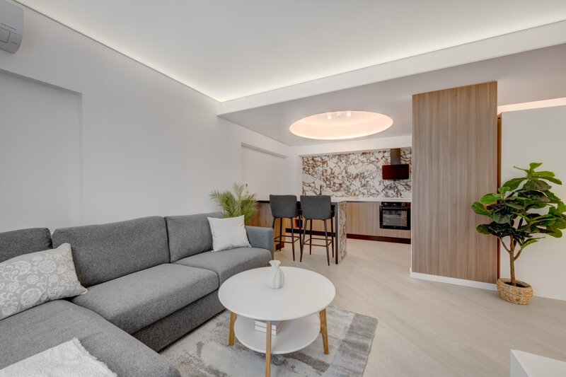 Pipera Cortina North  inchiriere 3 camere boxa  parcare subteranǎ