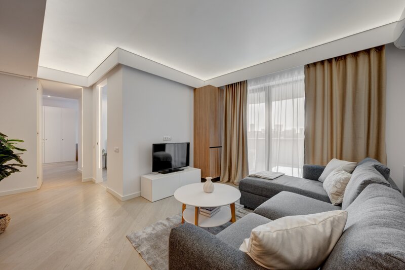 Pipera Cortina North  inchiriere 3 camere boxa  parcare subteranǎ