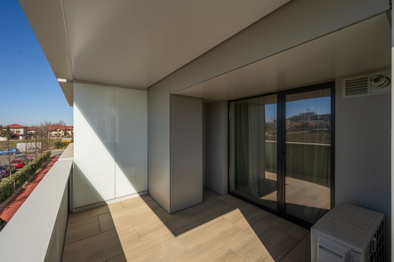 Pipera Cortina North  inchiriere 3 camere boxa  parcare subteranǎ